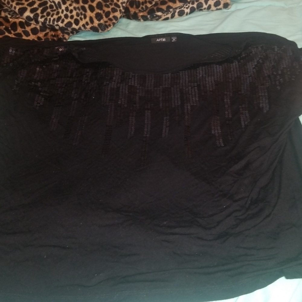 Apt 9 black top with sequine